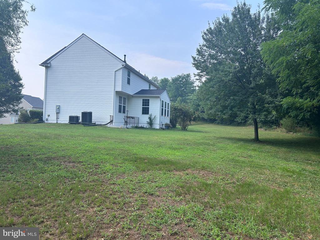 32 LILBURN DRIVE