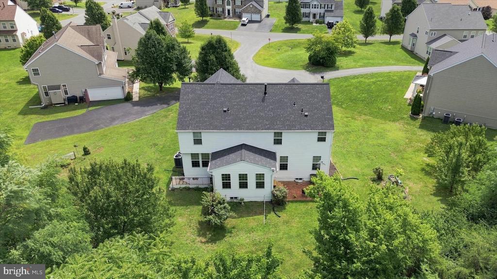 32 LILBURN DRIVE