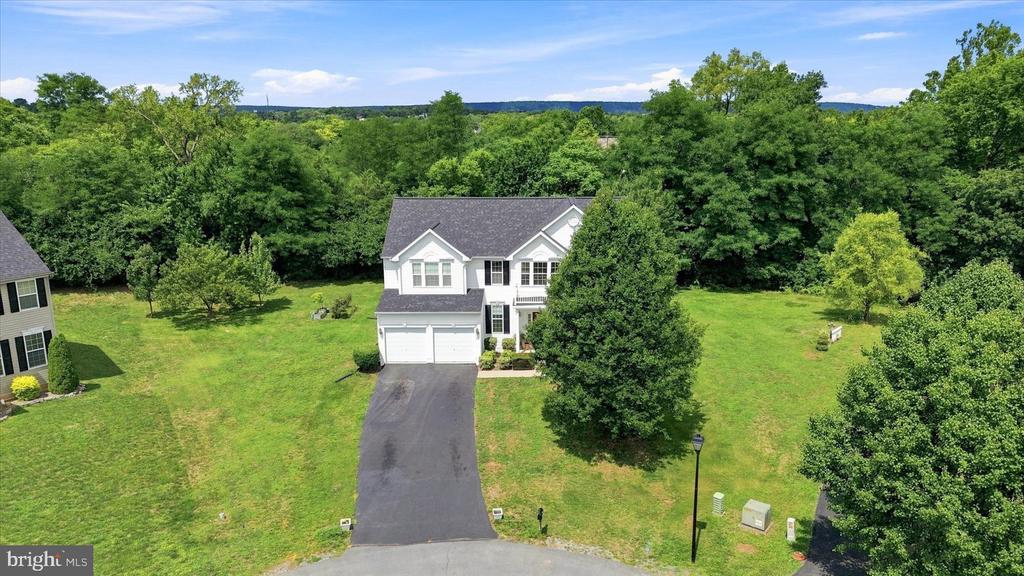 32 LILBURN DRIVE