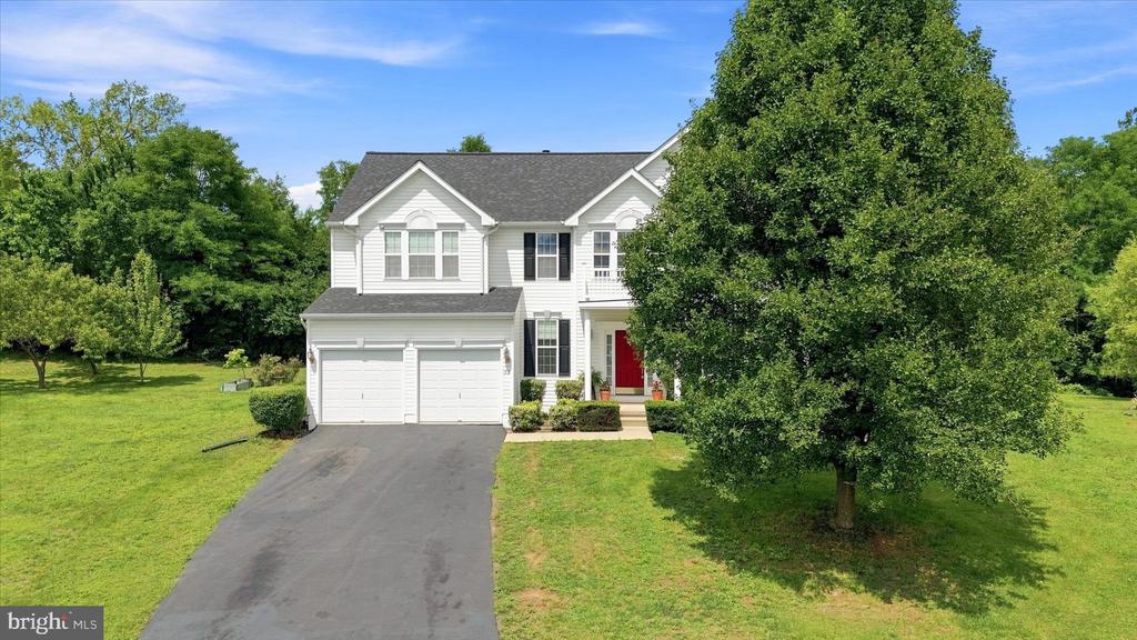 32 LILBURN DRIVE