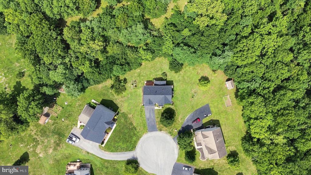 32 LILBURN DRIVE