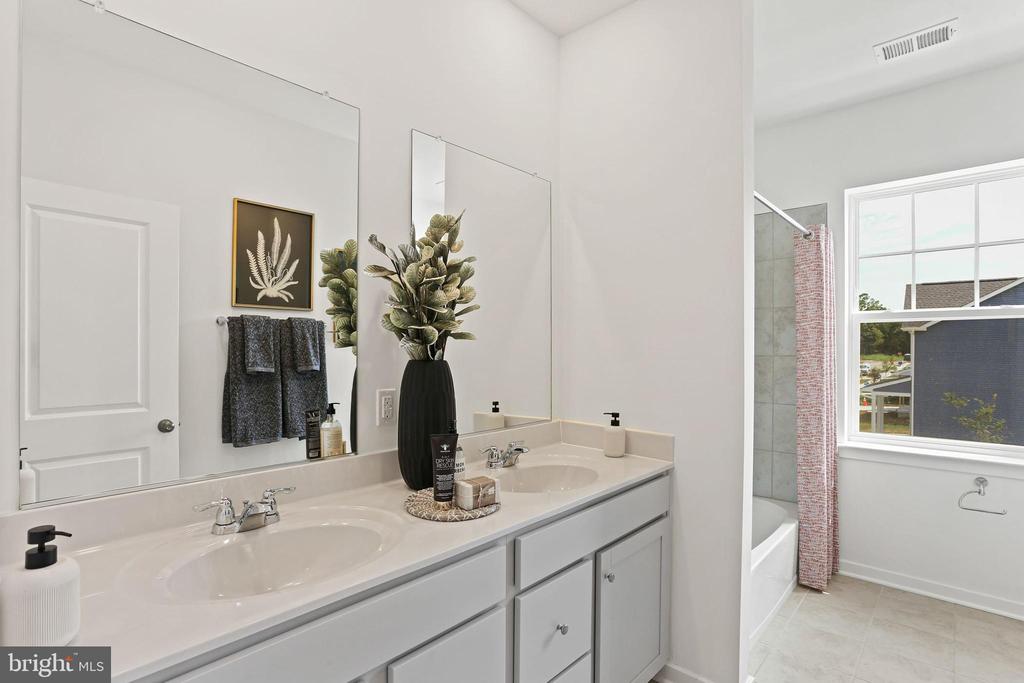 34 TROUT LILY ROAD Unit: LOT 178 LAUREL