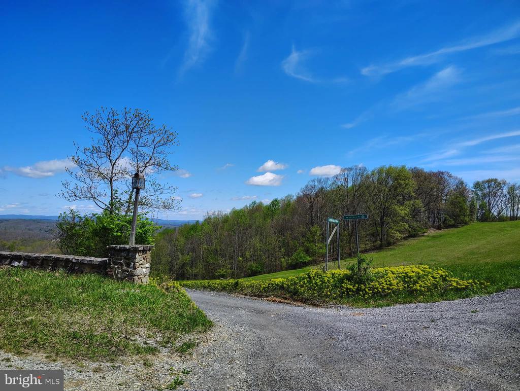 303 WILLEVA ROAD