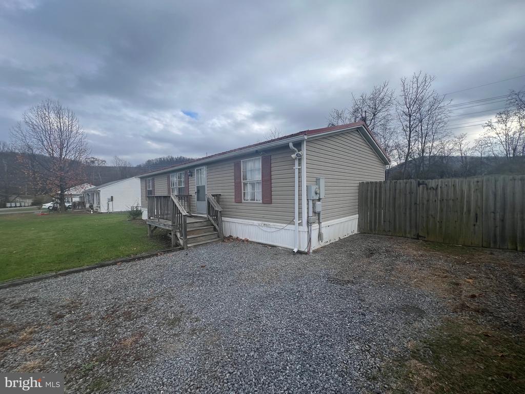 25 Workman Drive