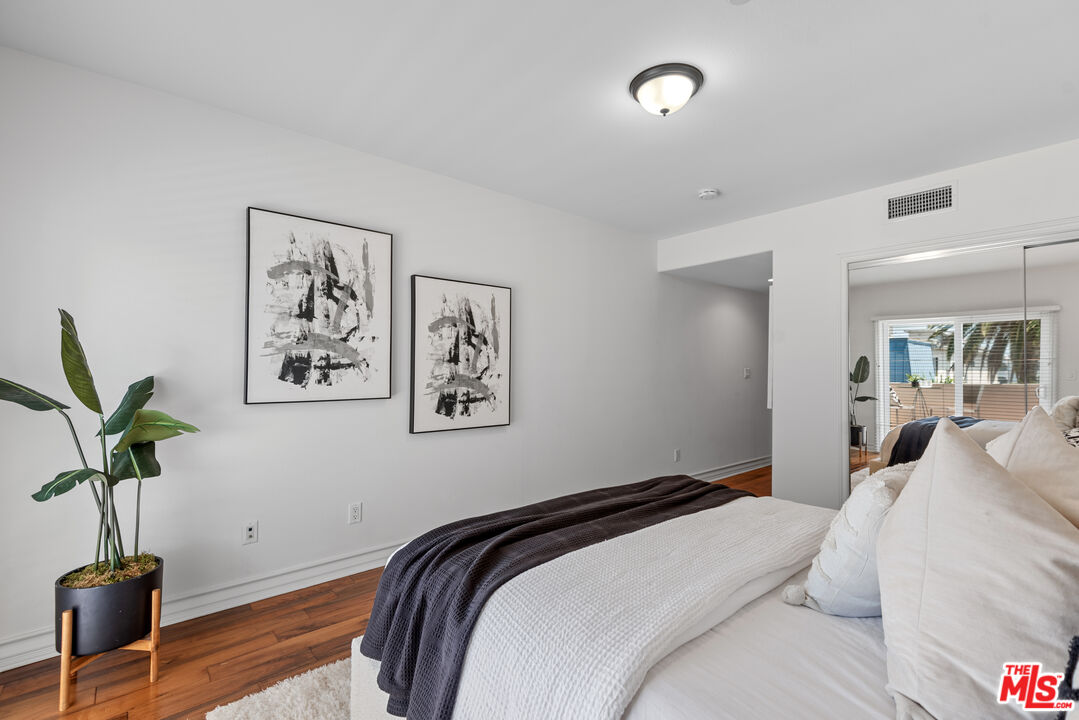 1920 Malcolm Ave Unit: 404