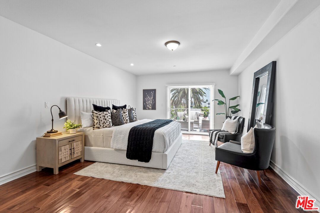 1920 Malcolm Ave Unit: 404