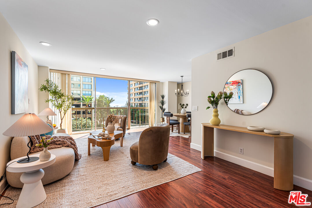 10747 Wilshire Blvd Unit: 601