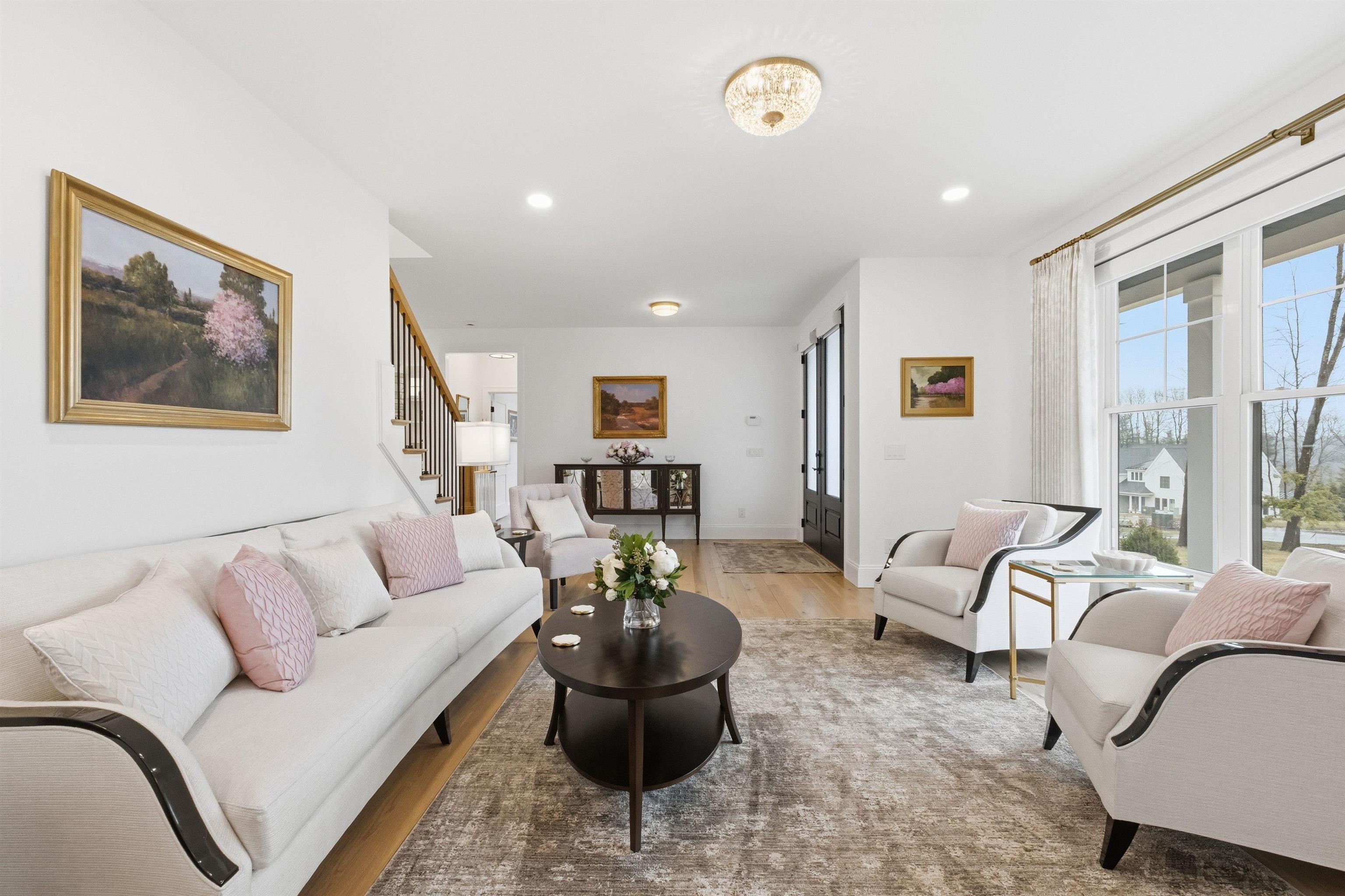10 Hobart Lane