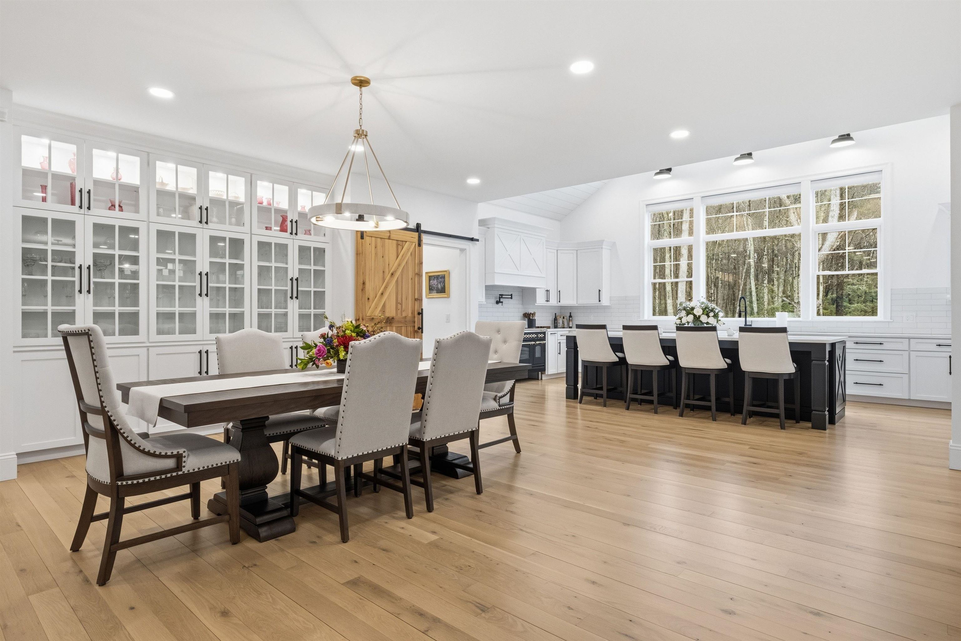 10 Hobart Lane