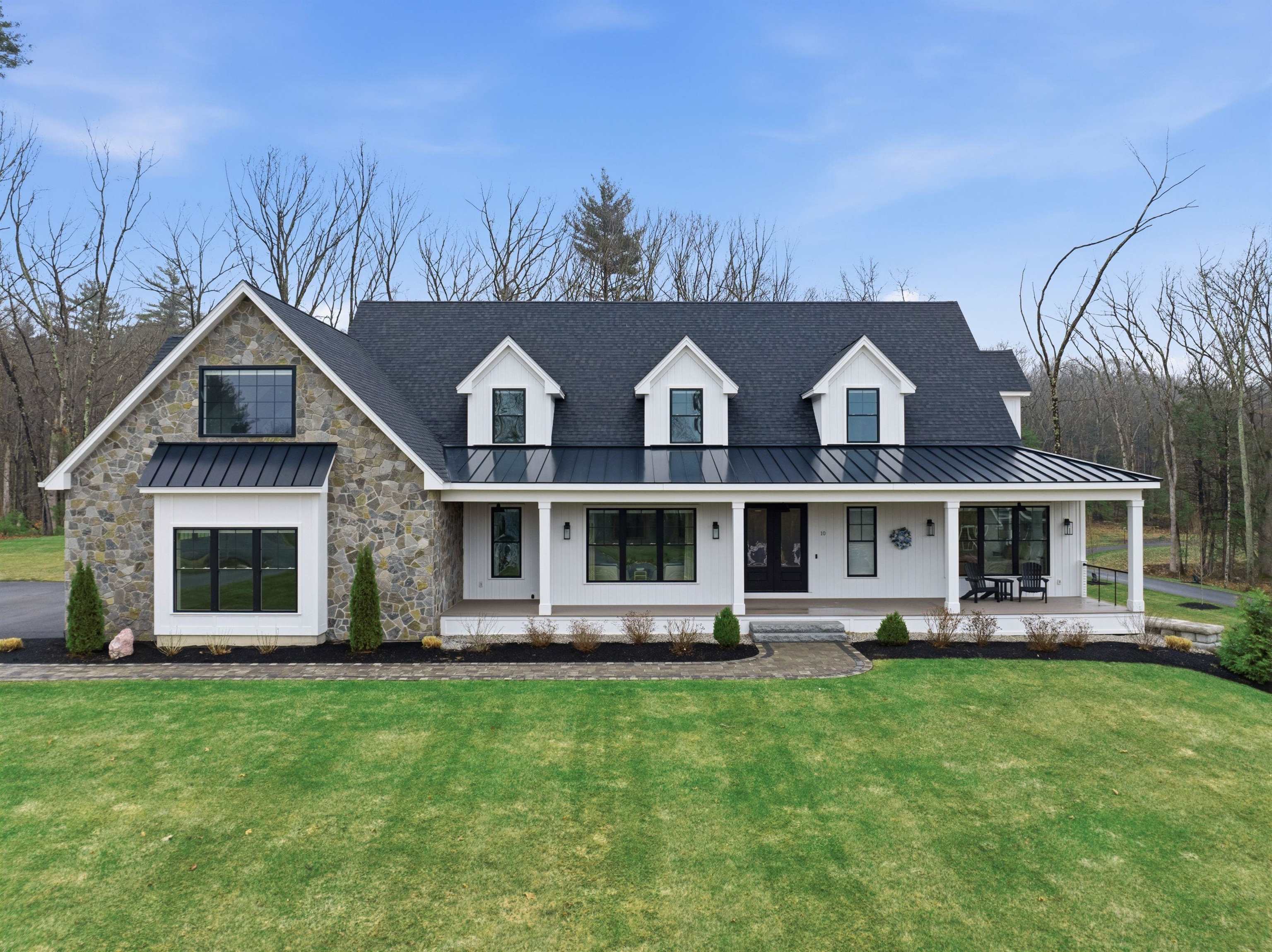 10 Hobart Lane