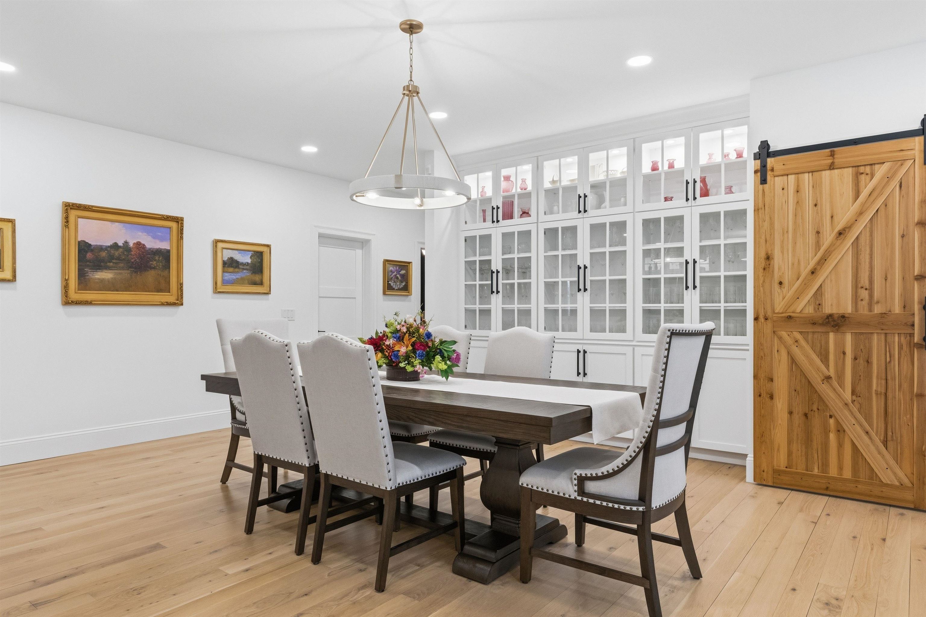 10 Hobart Lane