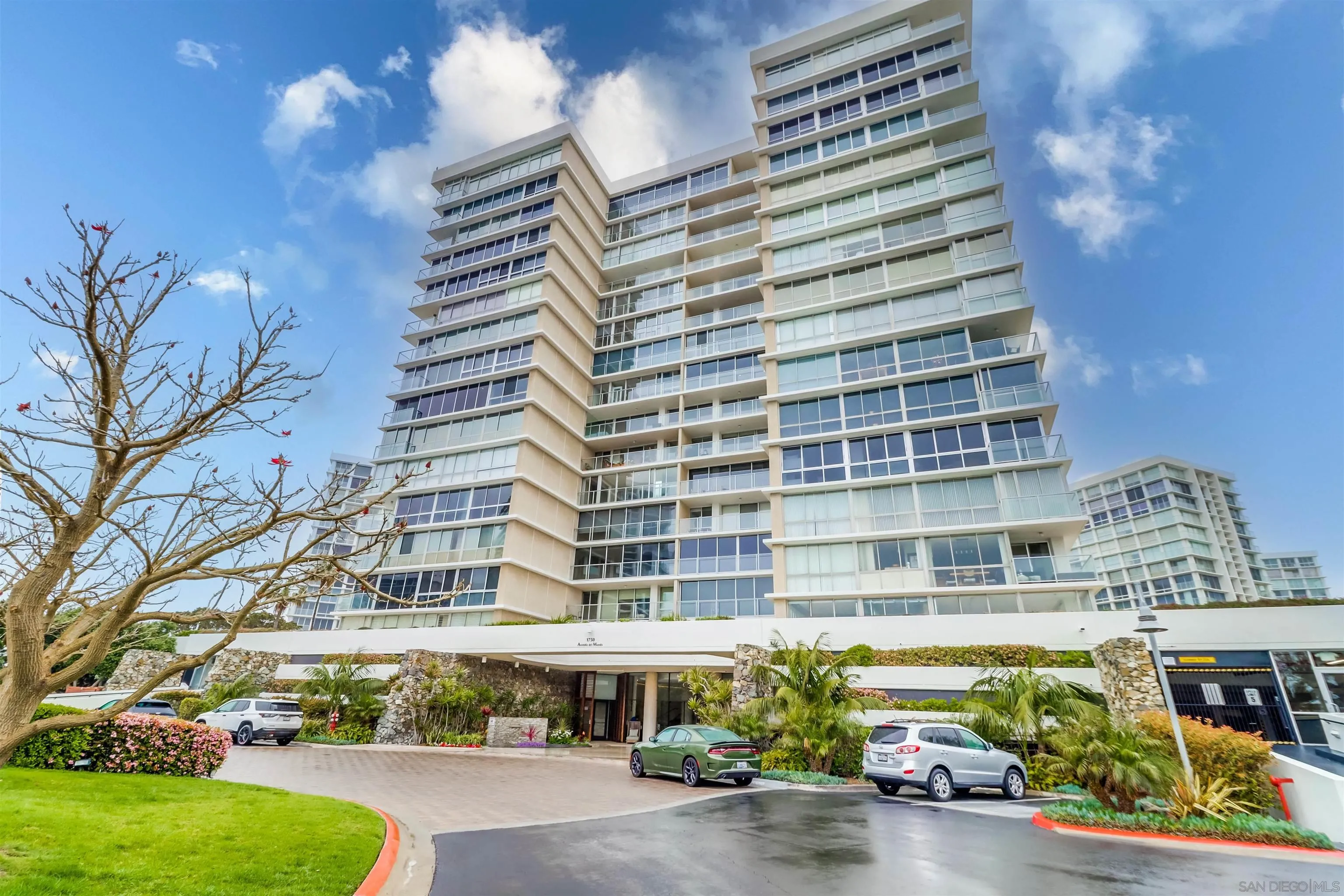 1750 Avenida Del Mundo Unit 810