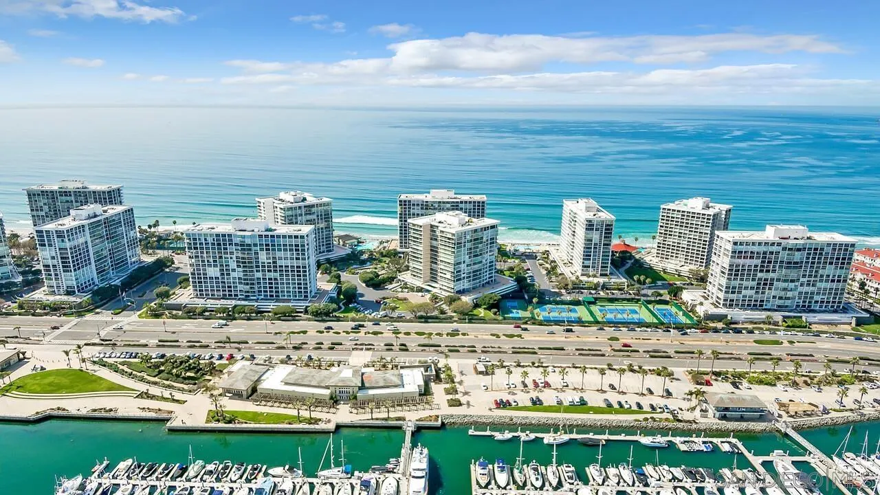 1750 Avenida Del Mundo Unit 810