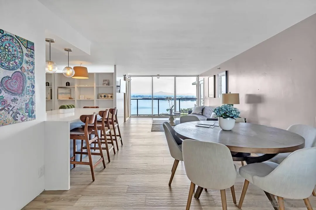 1750 Avenida Del Mundo Unit 810