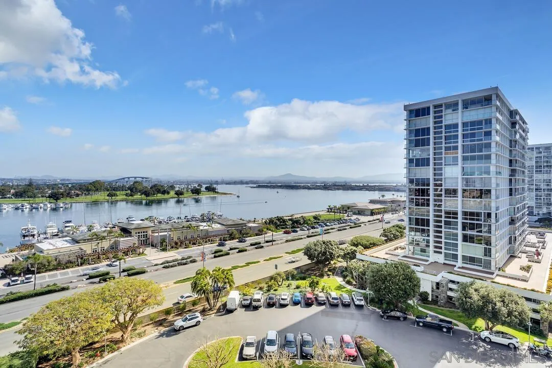 1750 Avenida Del Mundo Unit 810