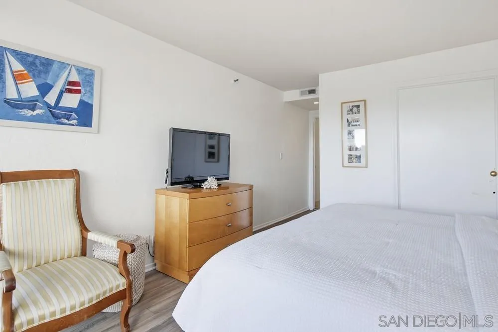 1820 Avenida Del Mundo Unit 108