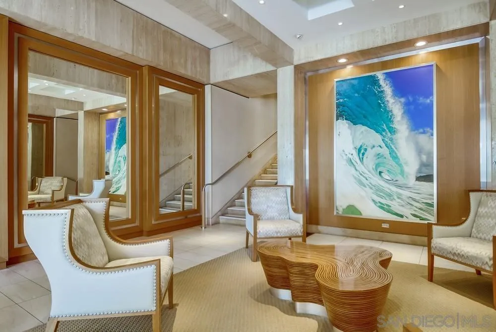 1770 Avenida Del Mundo Unit 1004