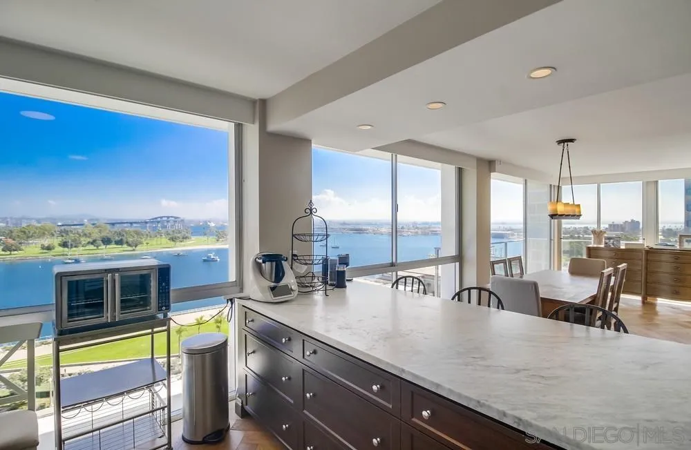 1770 Avenida Del Mundo Unit 1004