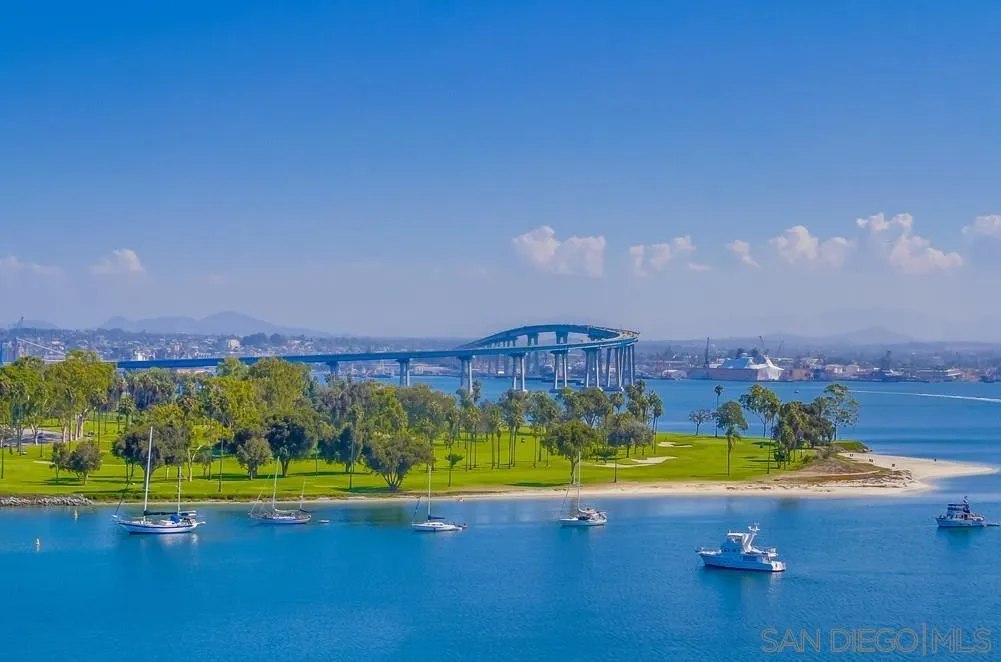 1770 Avenida Del Mundo Unit 1004