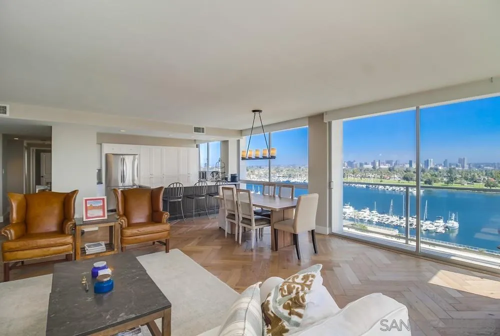 1770 Avenida Del Mundo Unit 1004