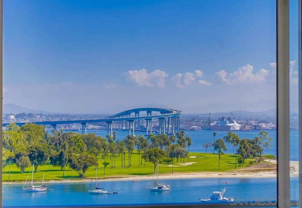 1770 Avenida Del Mundo Unit 1004