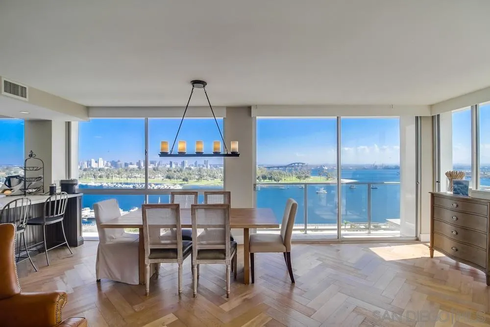 1770 Avenida Del Mundo Unit 1004