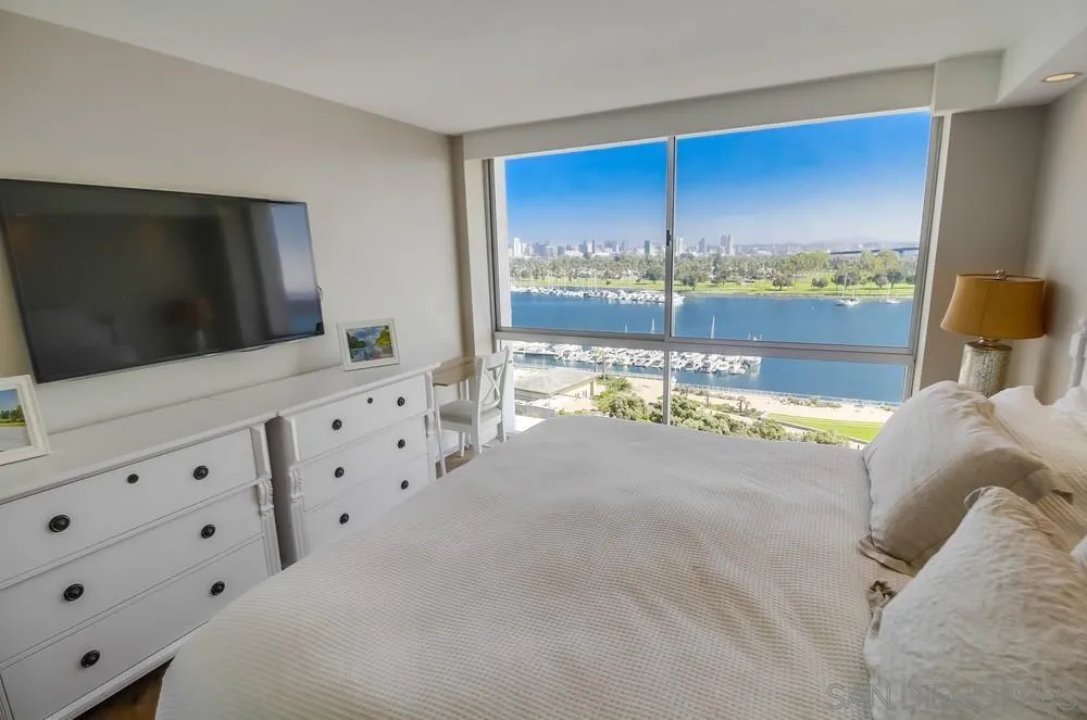 1770 Avenida Del Mundo Unit 1004