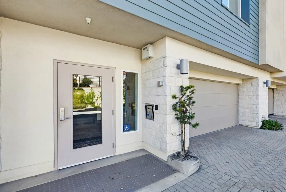 2460 Community Unit 3