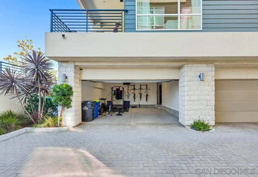 2460 Community Unit 3