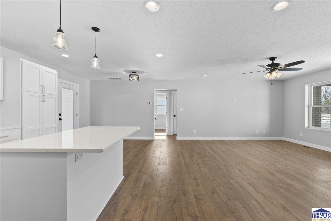 1620 Albert Way