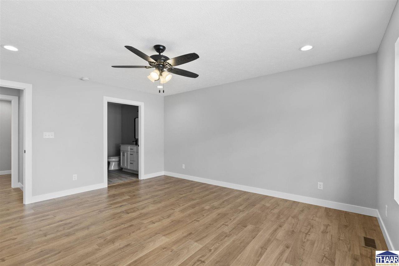 1620 Albert Way