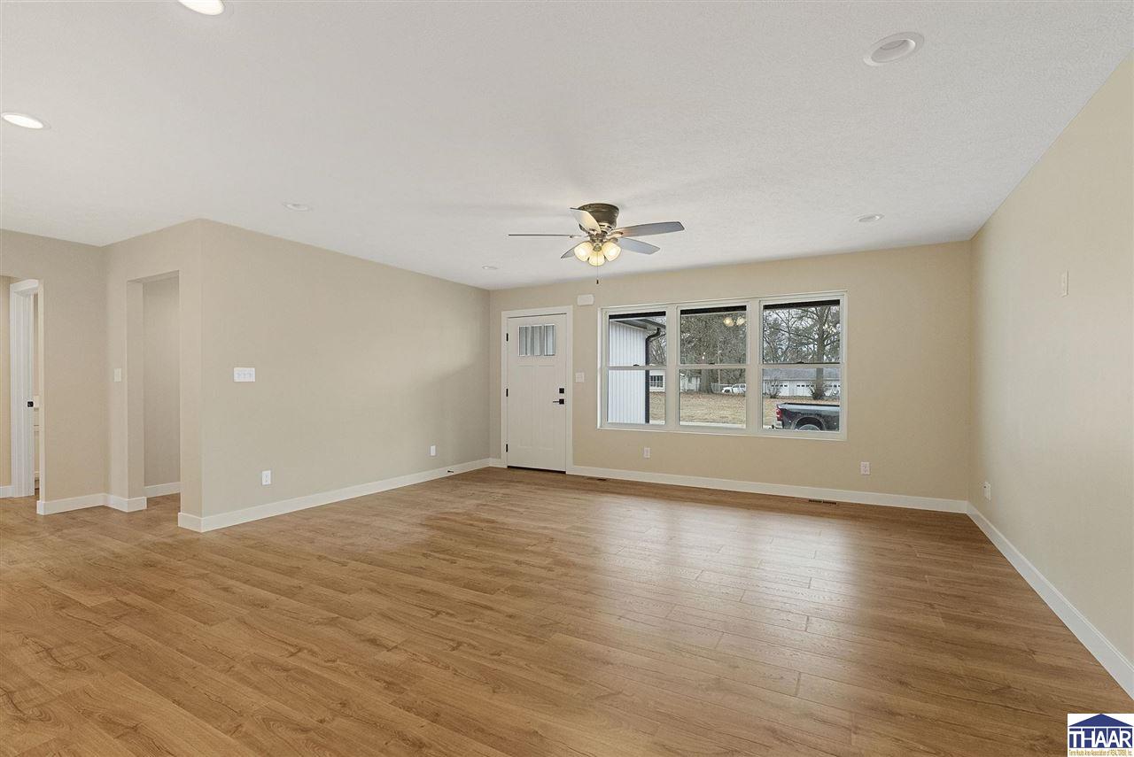 1612 Albert Way