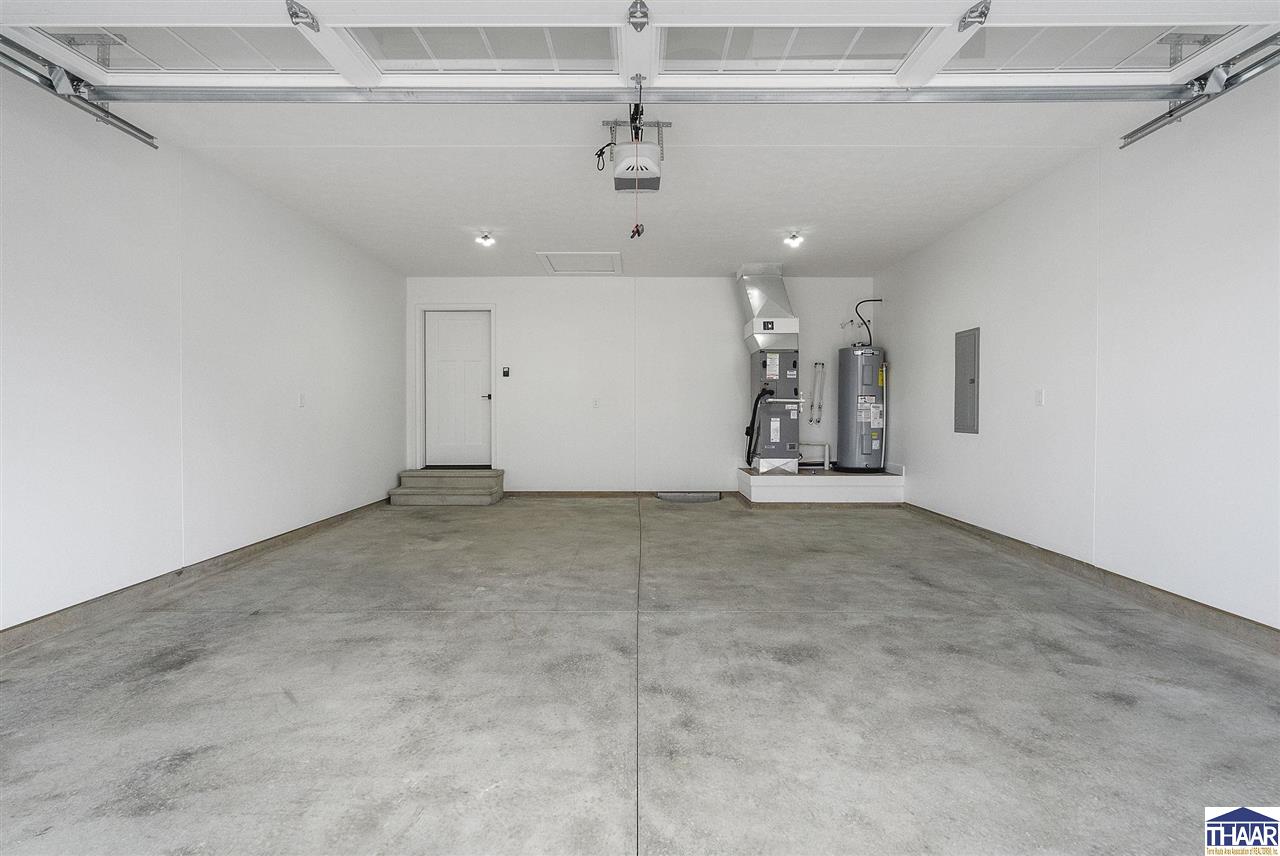 1612 Albert Way
