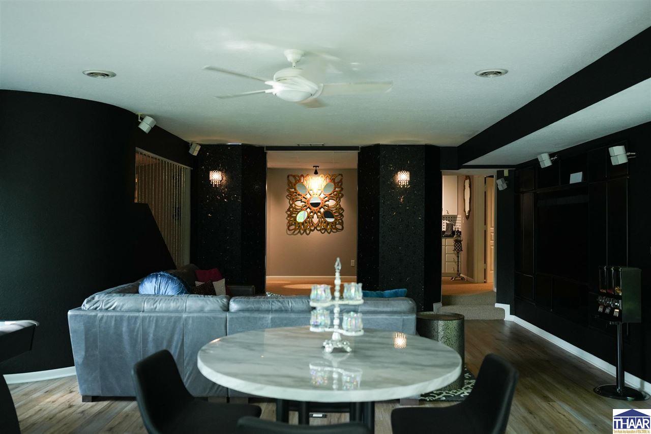 1400 W Lakewood