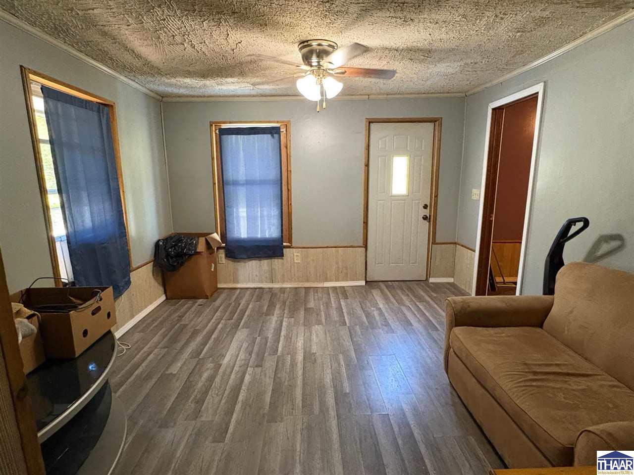 1261 W Co Rd 800 N