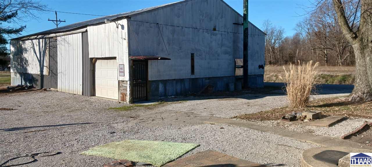 65 W Co Rd 1100 S