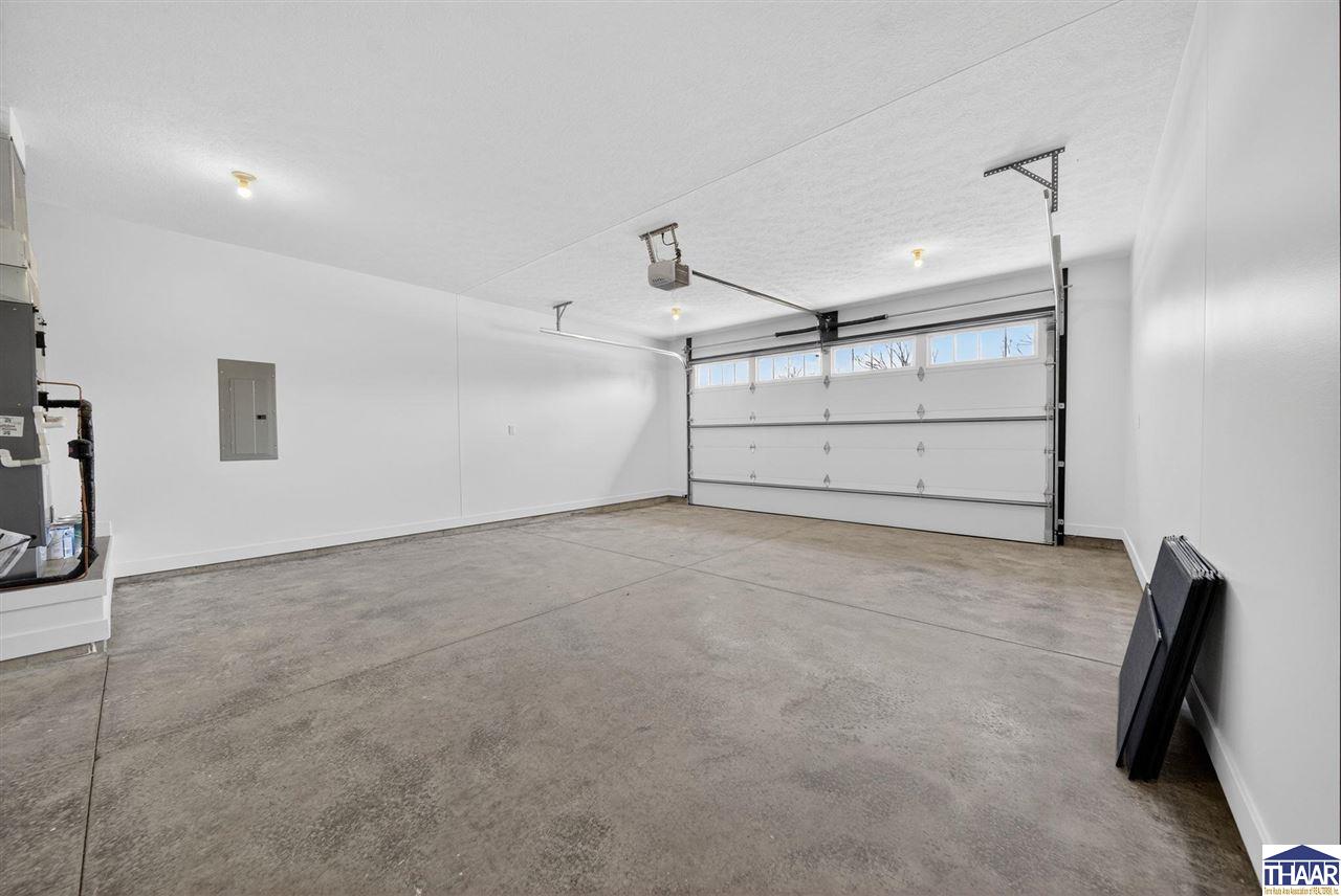 1653 Albert Way