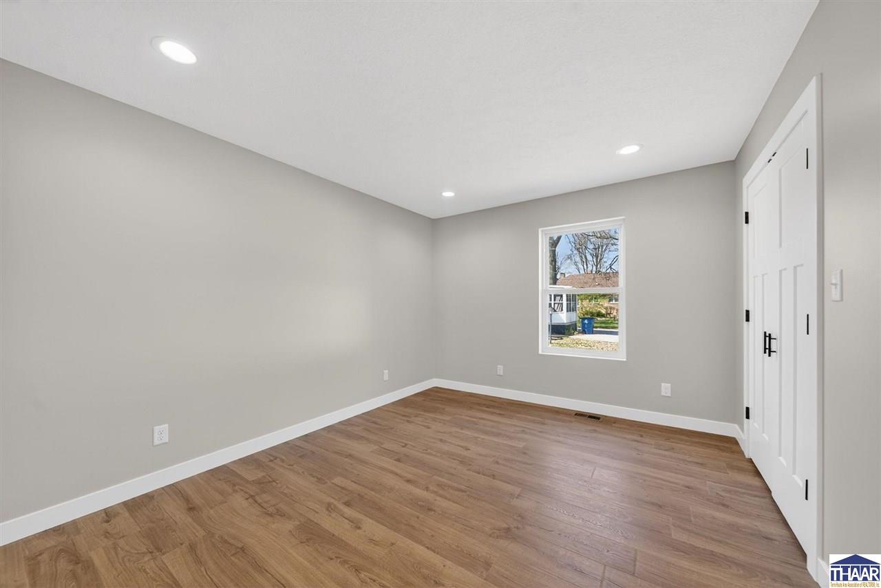 1653 Albert Way