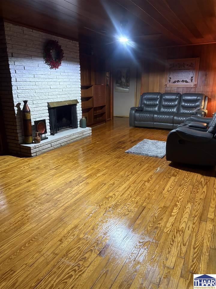 917 S Section Street
