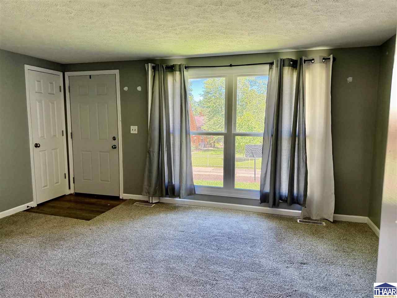 522 N Indiana Street Unit: 524 N Indiana St