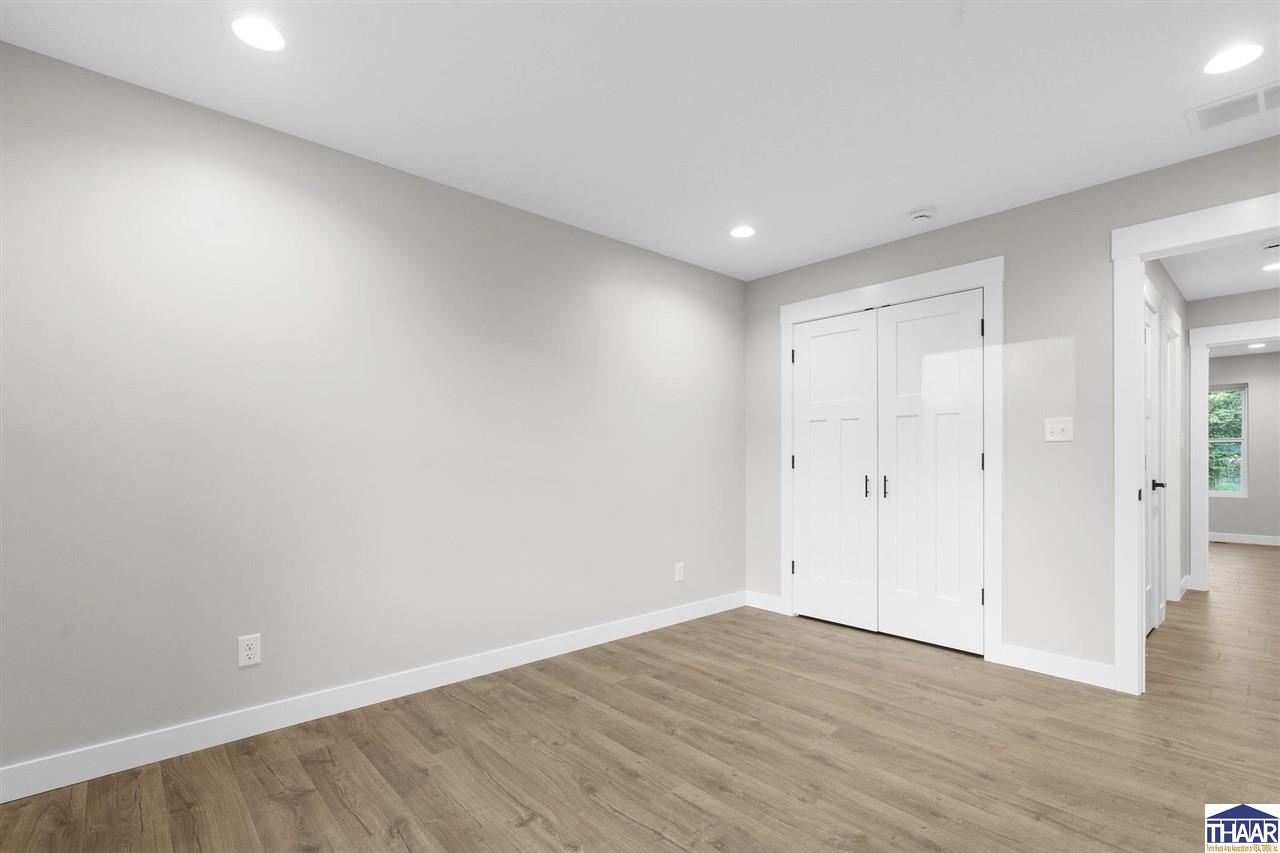 1629 Albert Way