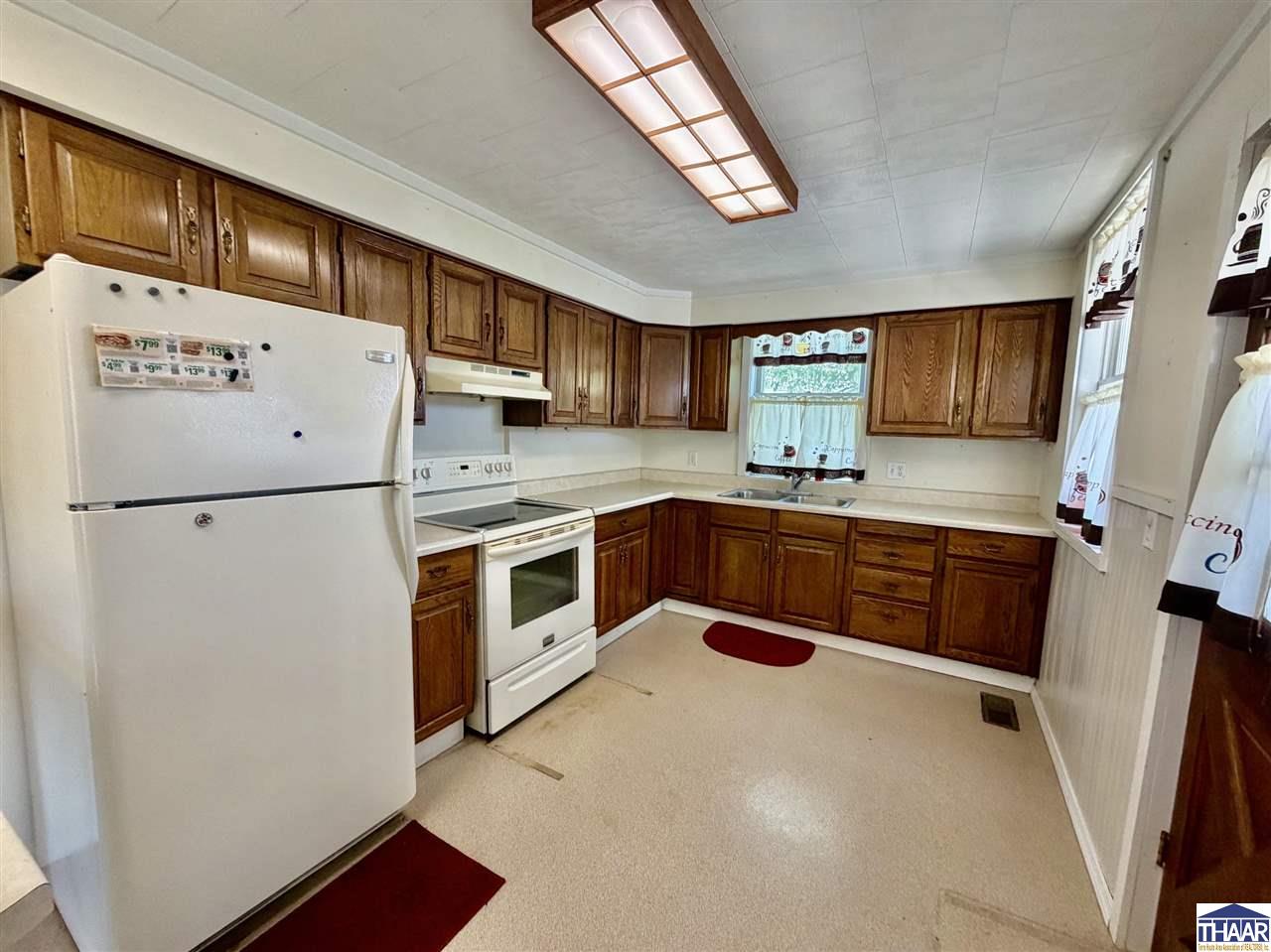 607 N Forest Avenue