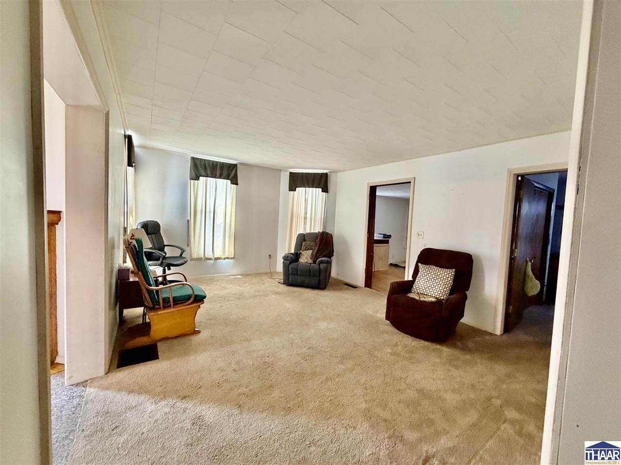 607 N Forest Avenue