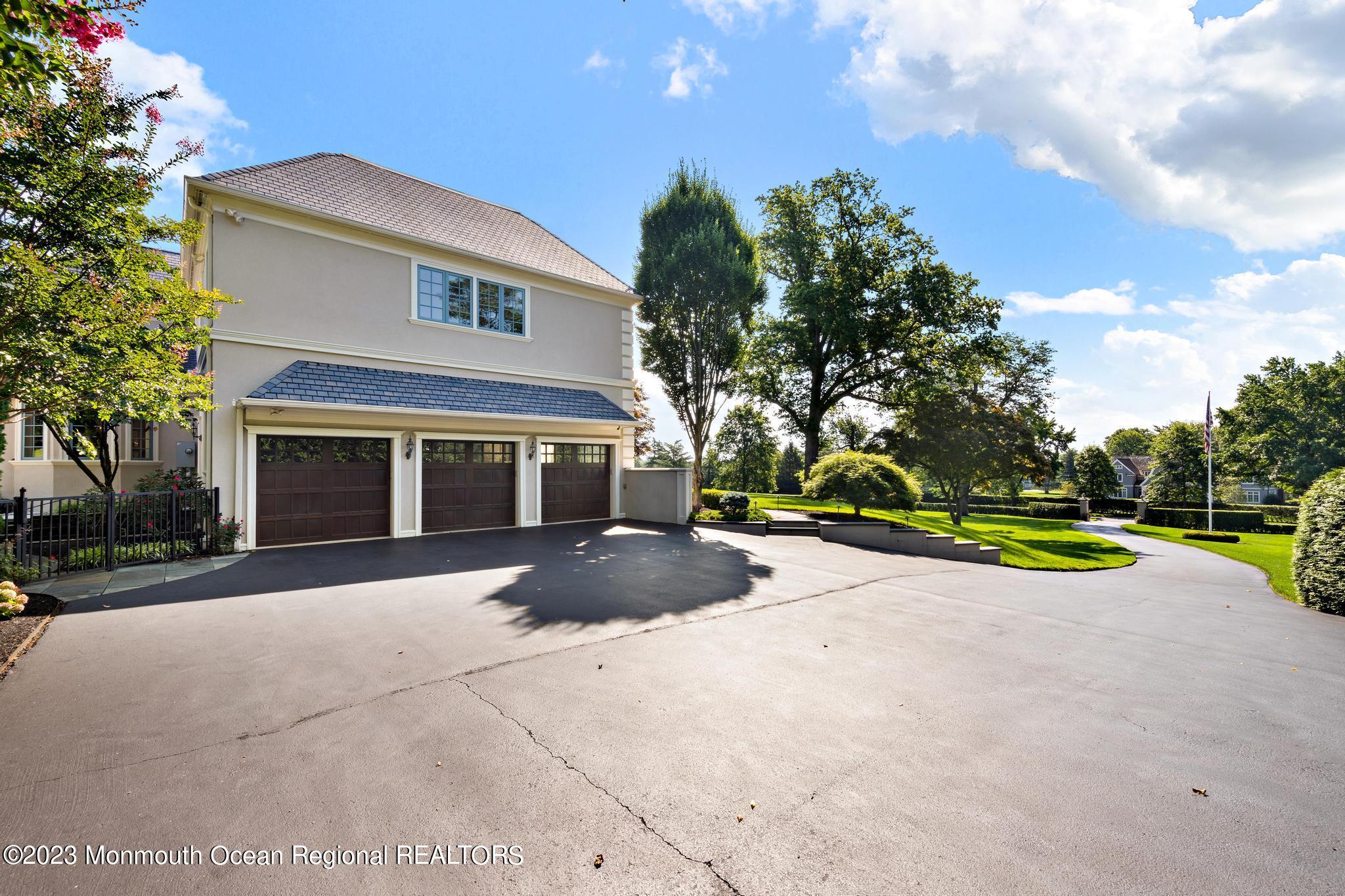 122 Rumson Road