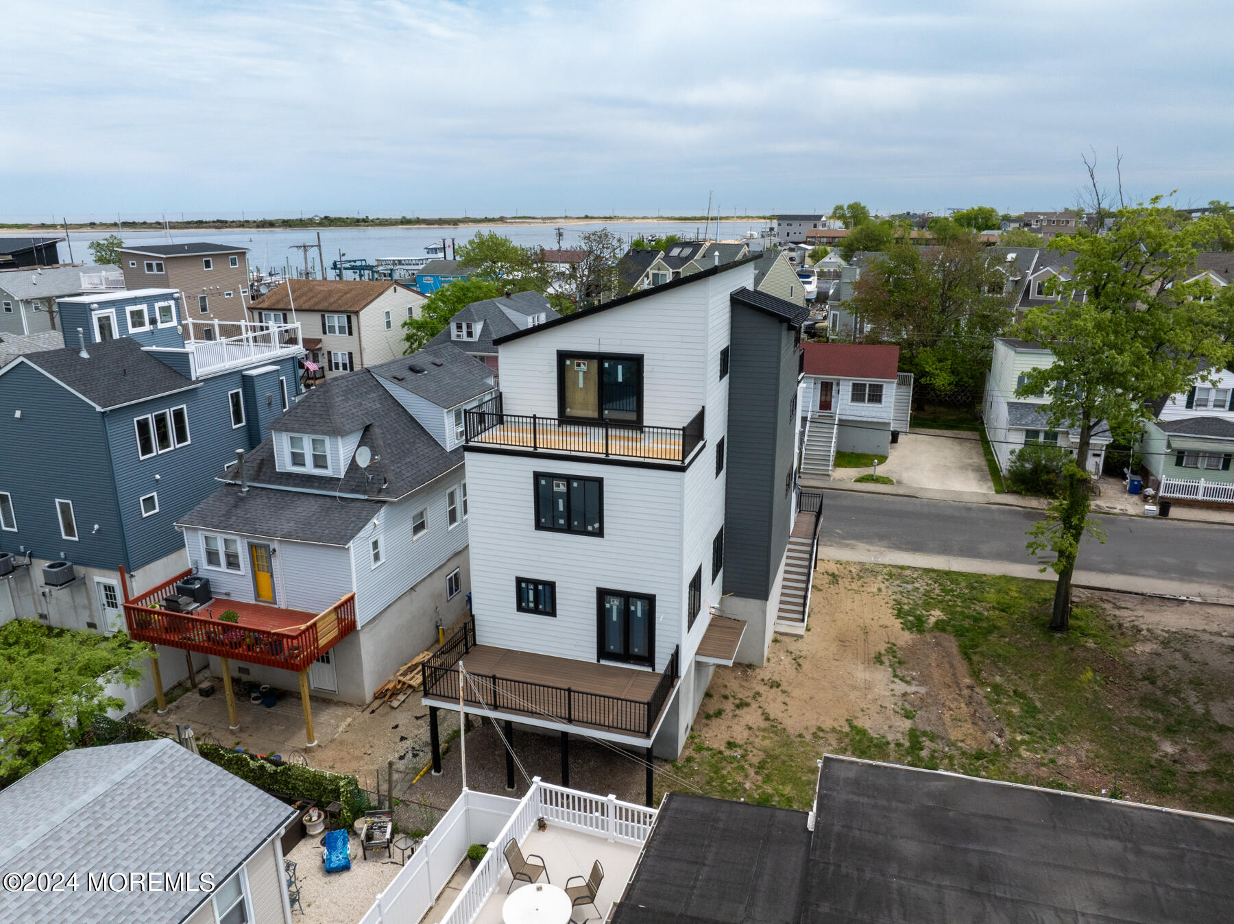 30 Seadrift Avenue