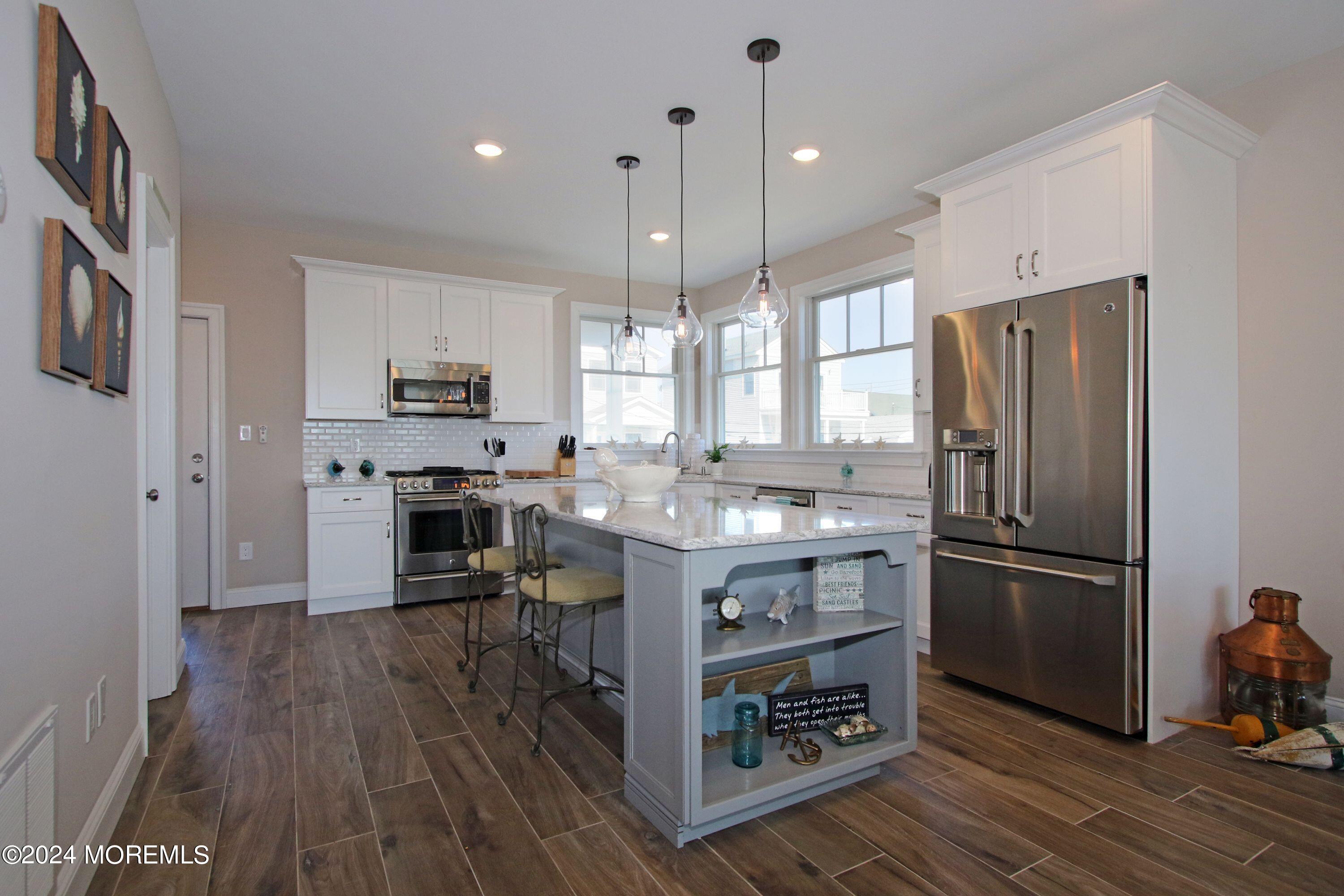 30 Seadrift Avenue