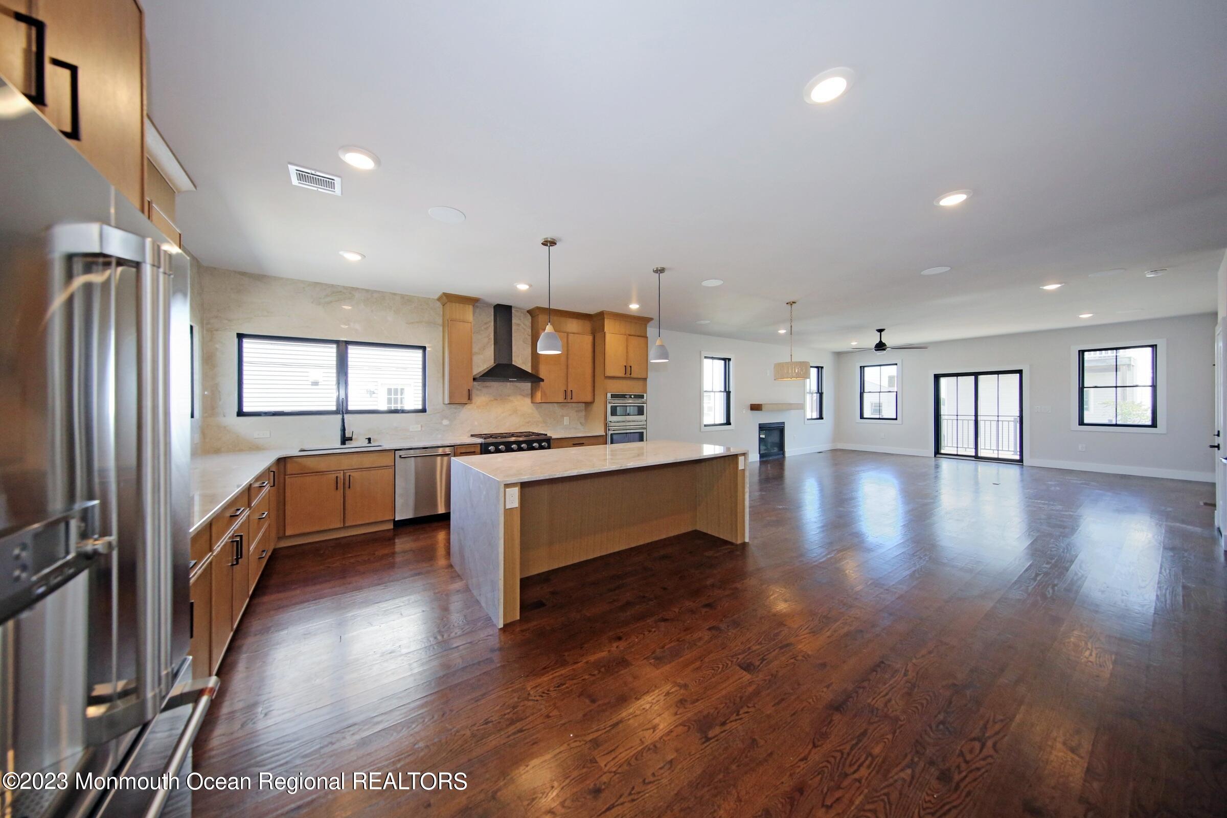 30 Seadrift Avenue