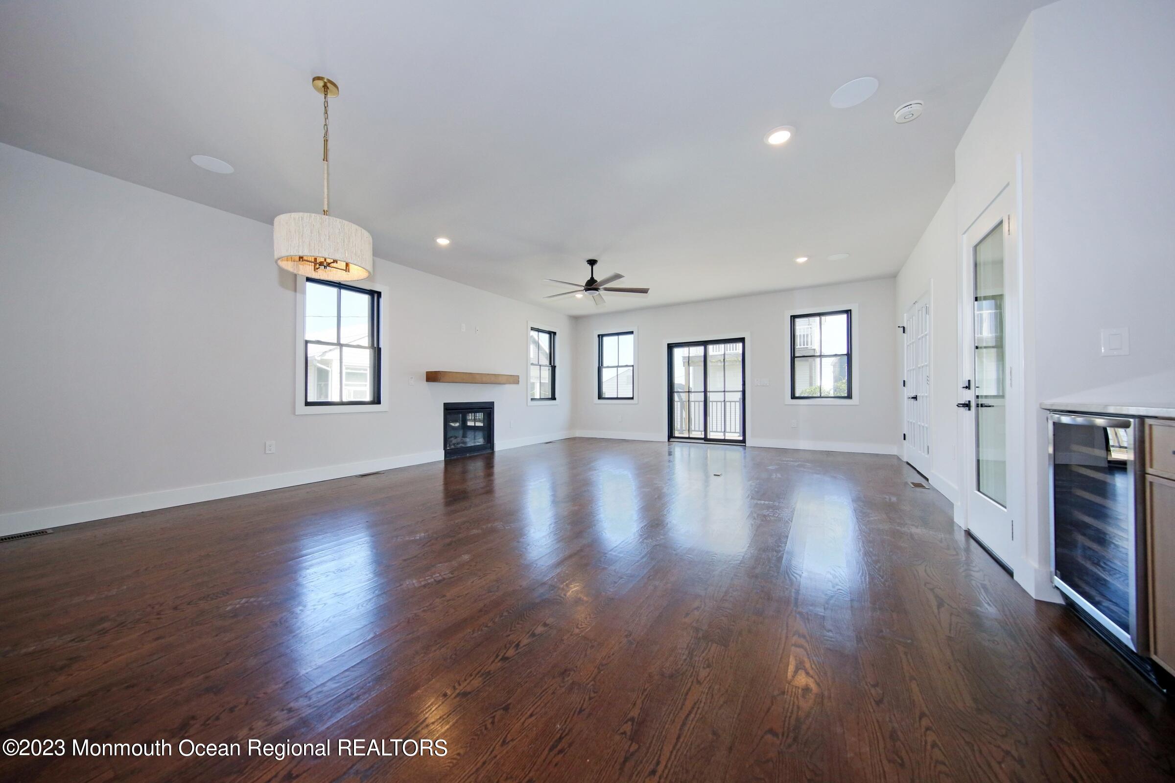 30 Seadrift Avenue