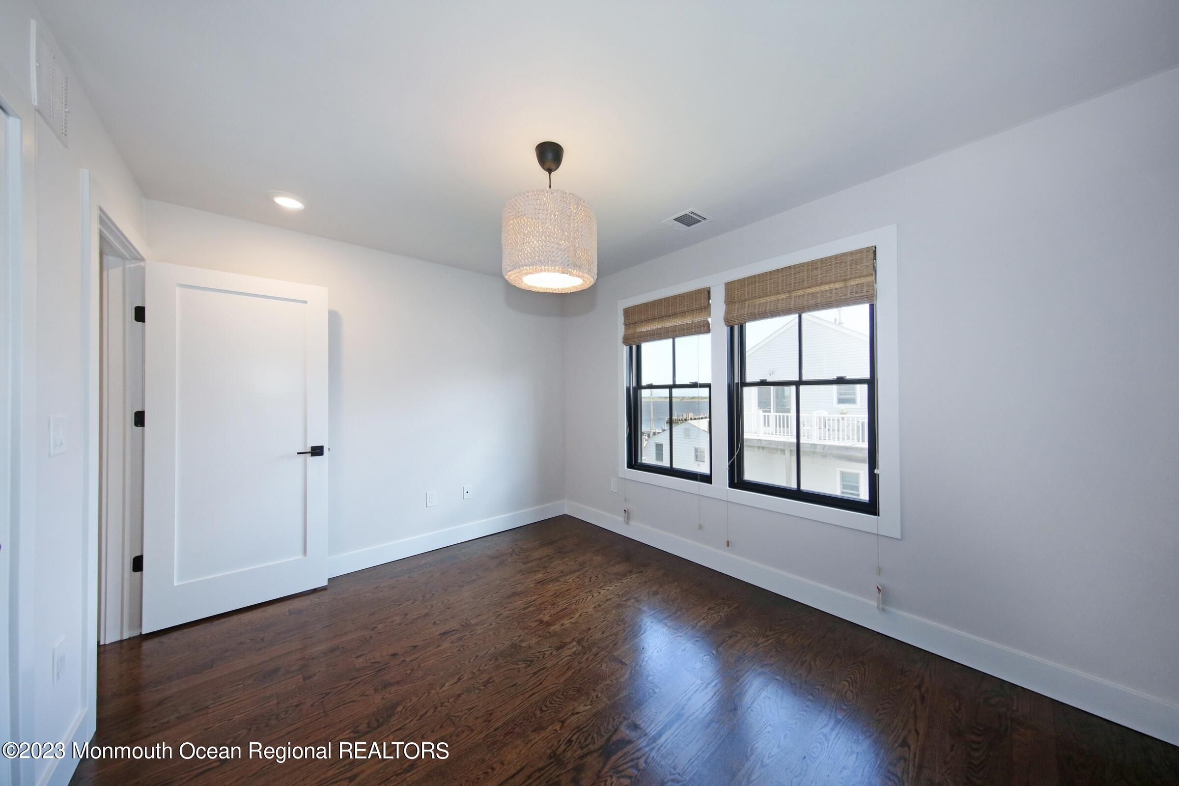 30 Seadrift Avenue