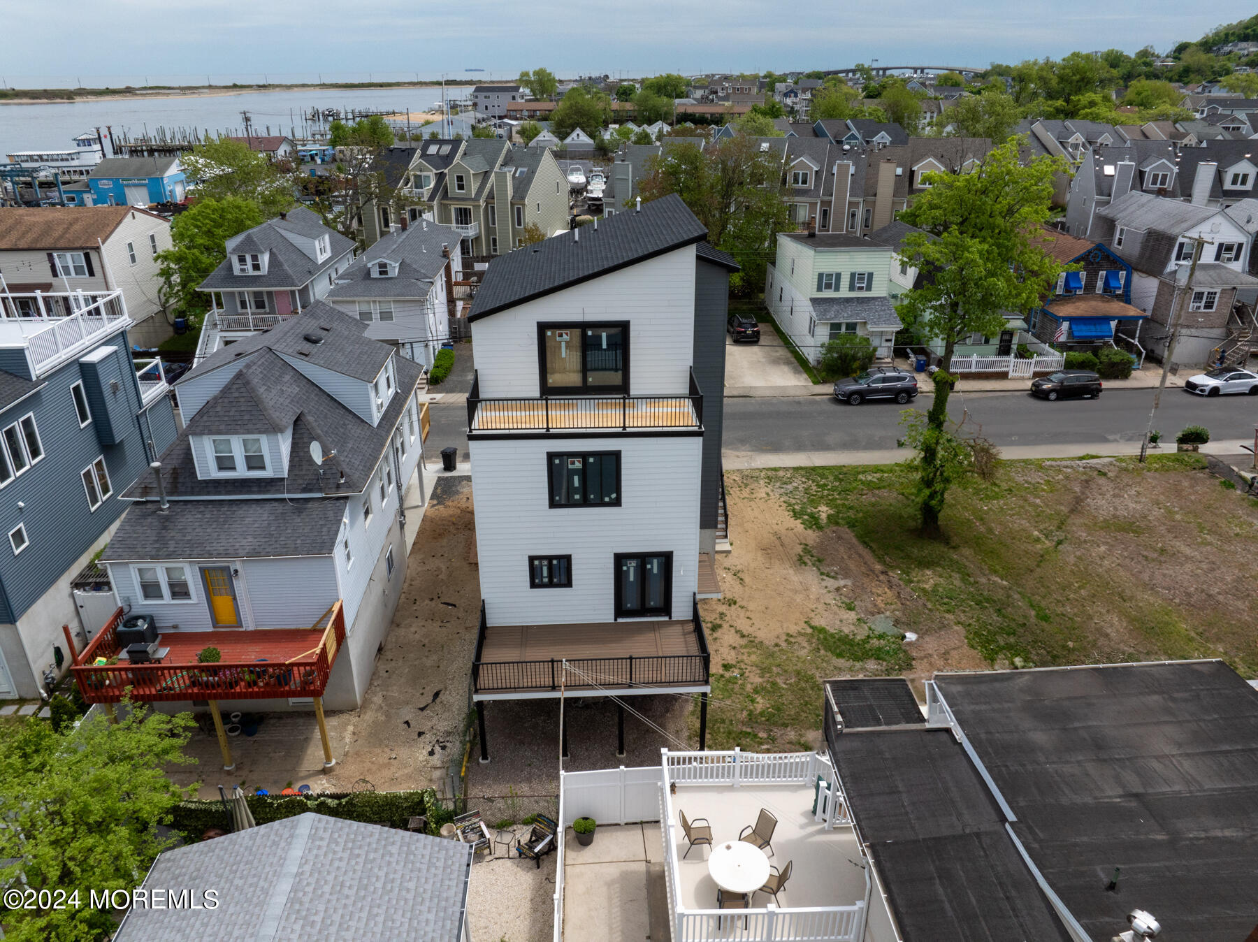 30 Seadrift Avenue